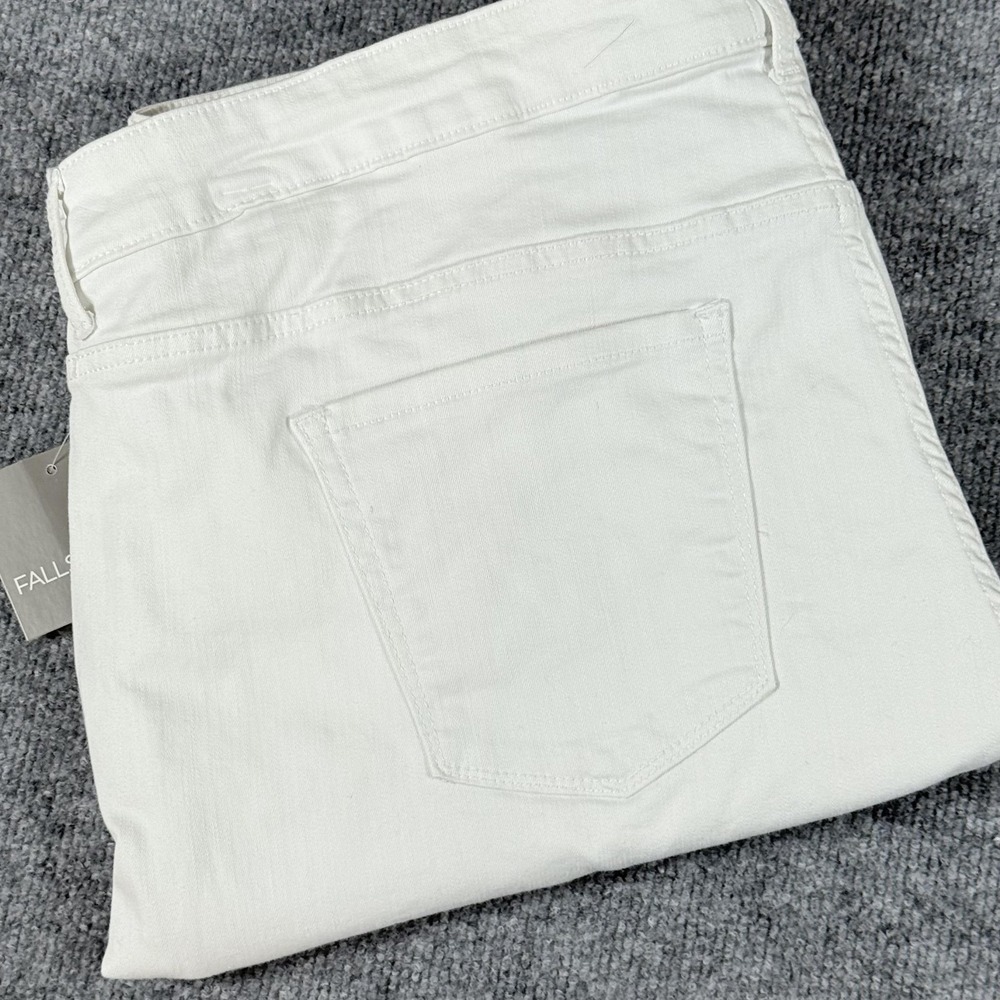 Falls Creek Jeans Womens 24 White Straight Leg Crop Denim Pants Casual Stretch